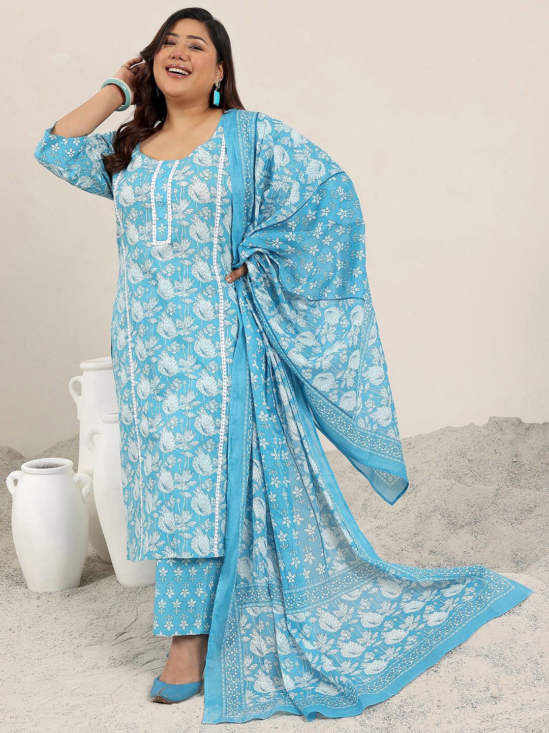 EXTRA LOVE BY LIBAS Plus Size Floral Printed Straight Kurta With Palazzo & Dupatta, Blue