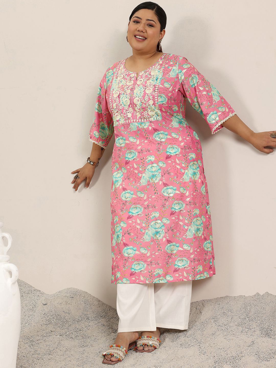 

EXTRA LOVE BY LIBAS Plus Size Floral Printed Notch Neck Thread Work Straight Kurta, Pink