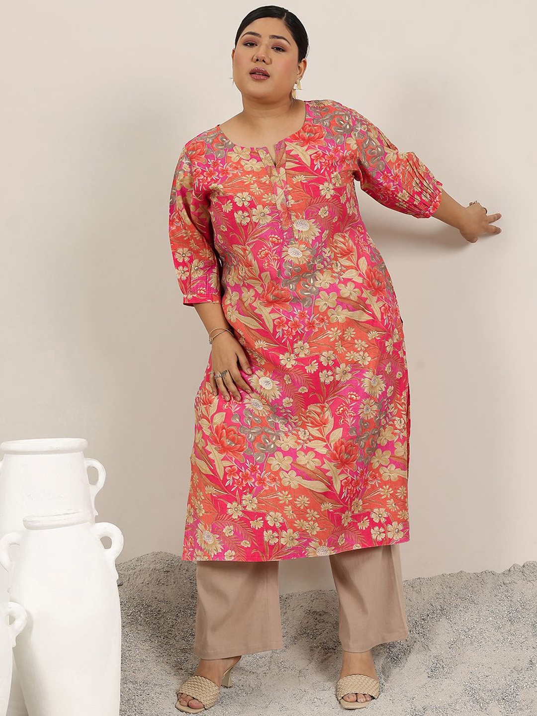 

EXTRA LOVE BY LIBAS Plus Size Floral Printed Notch Neck Puff Sleeves Straight Kurta, Orange