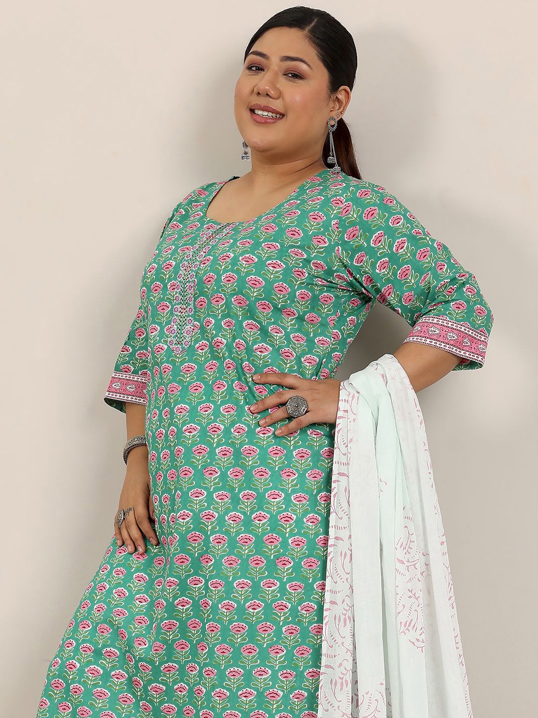 

EXTRA LOVE BY LIBAS Women Floral Printed Regular Sequinned Kurta with Salwar & With Dupatta, Green