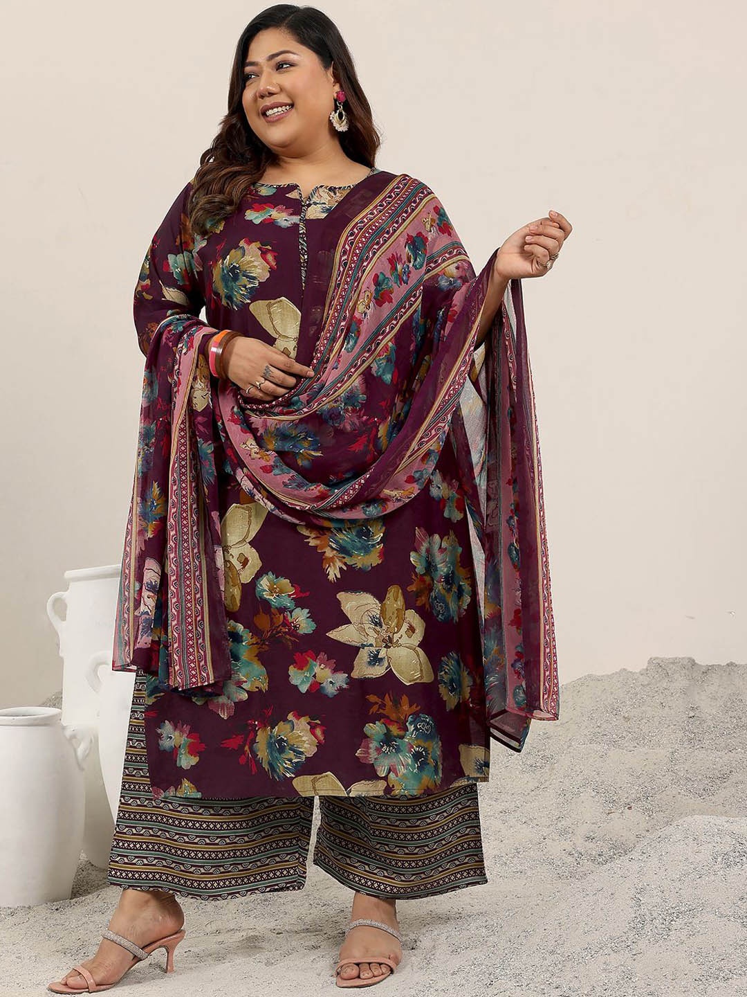 

EXTRA LOVE BY LIBAS Plus Size Floral Printed Straight Kurta With Palazzo & Dupatta, Burgundy