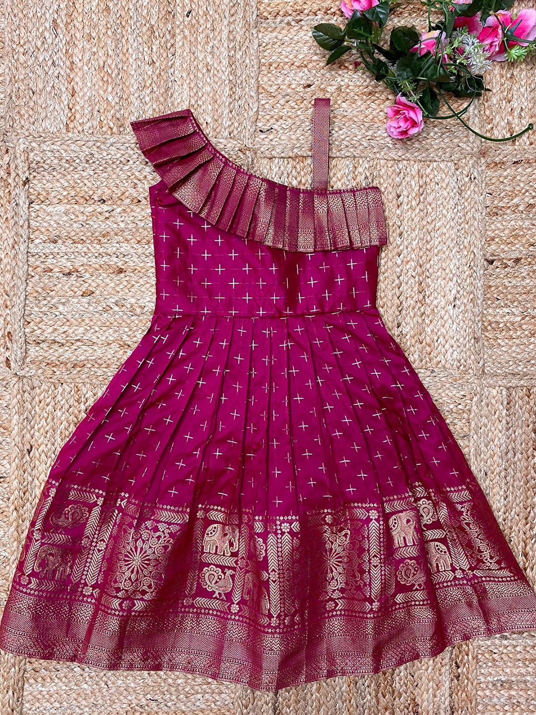 

DEVATITHI Girls Pink Ethnic Motifs Woven Design Ethnic Dress