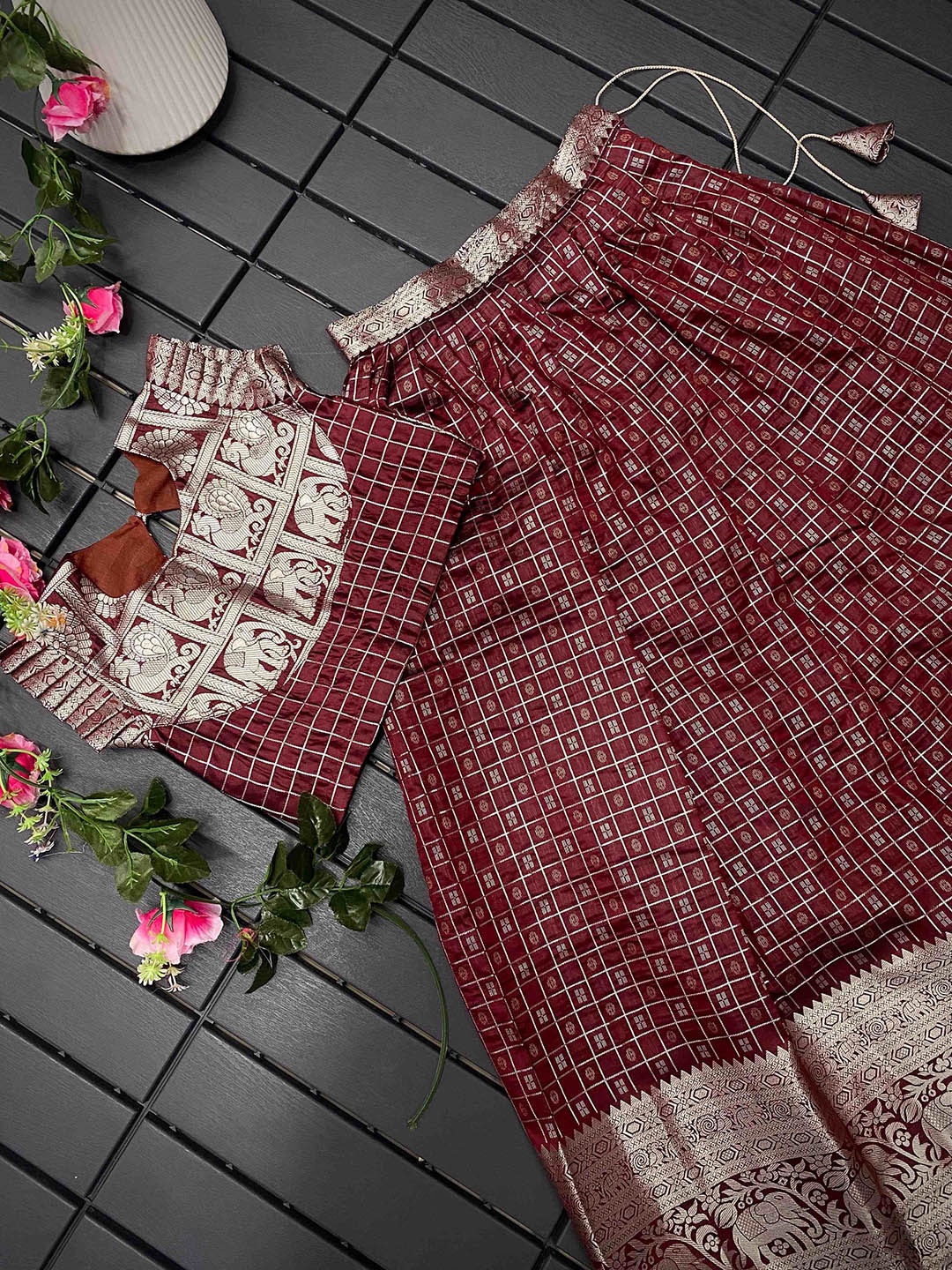 

DEVATITHI Girls Woven Design Zari Detail Lehenga With Choli, Maroon