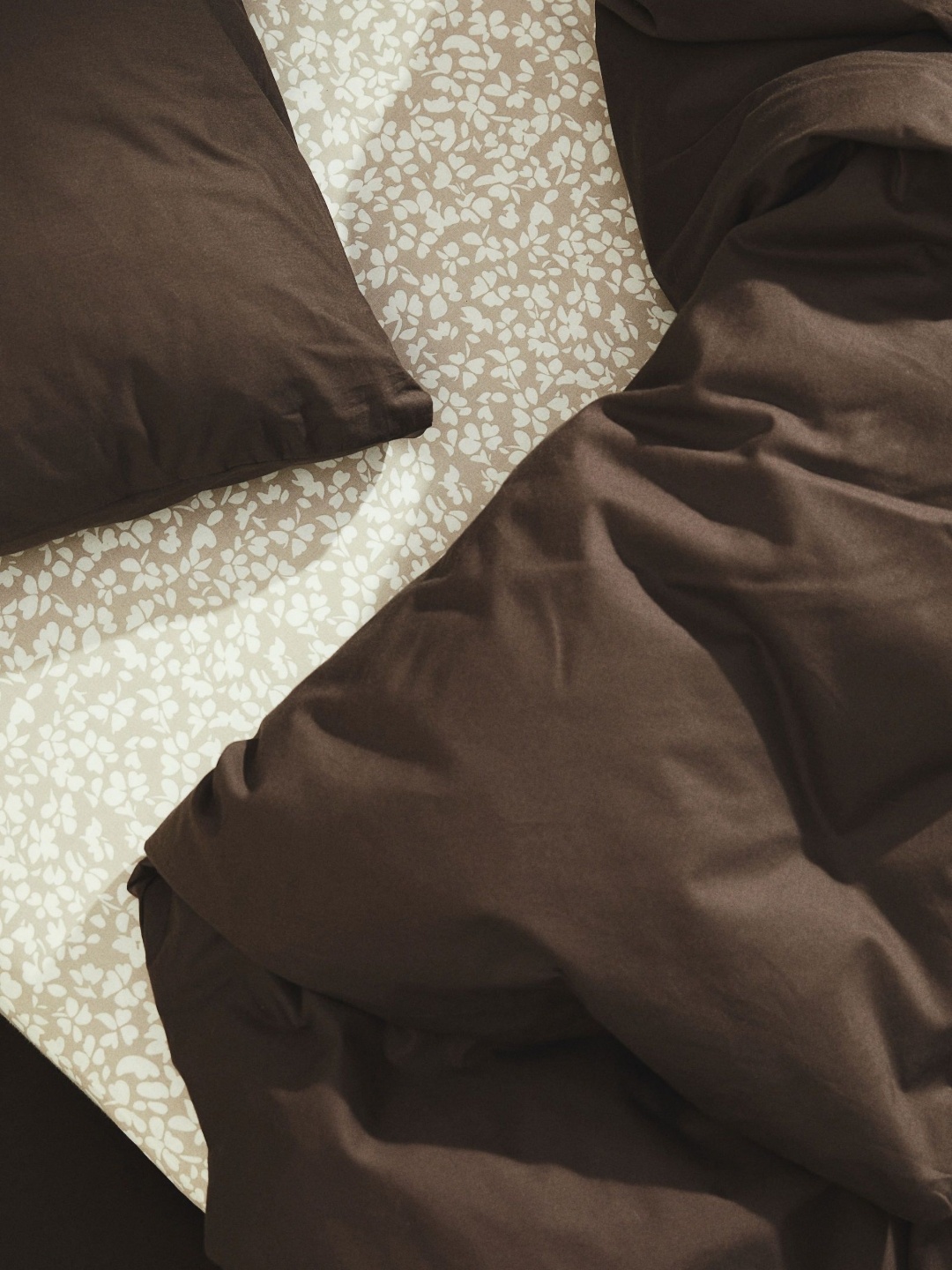 

H&M Beige Patterned Cotton Fitted Sheet