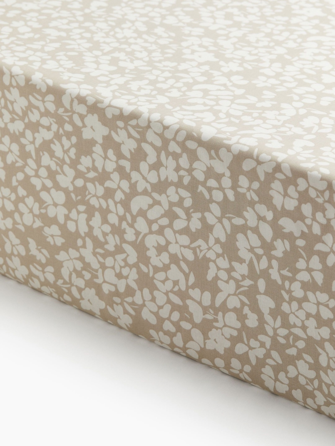 

H&M Unisex Beige-Coloured Patterned Cotton Fitted Sheet