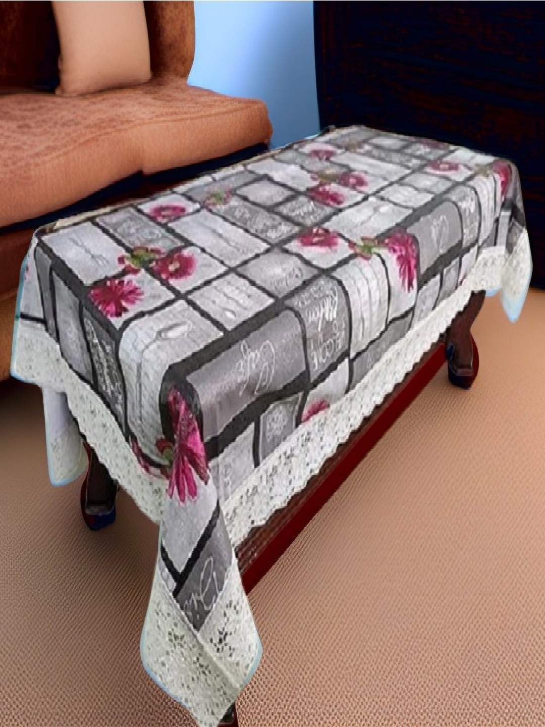 

REVEXO Black & White Floral Printed Rectangle 4-Seater Table Covers