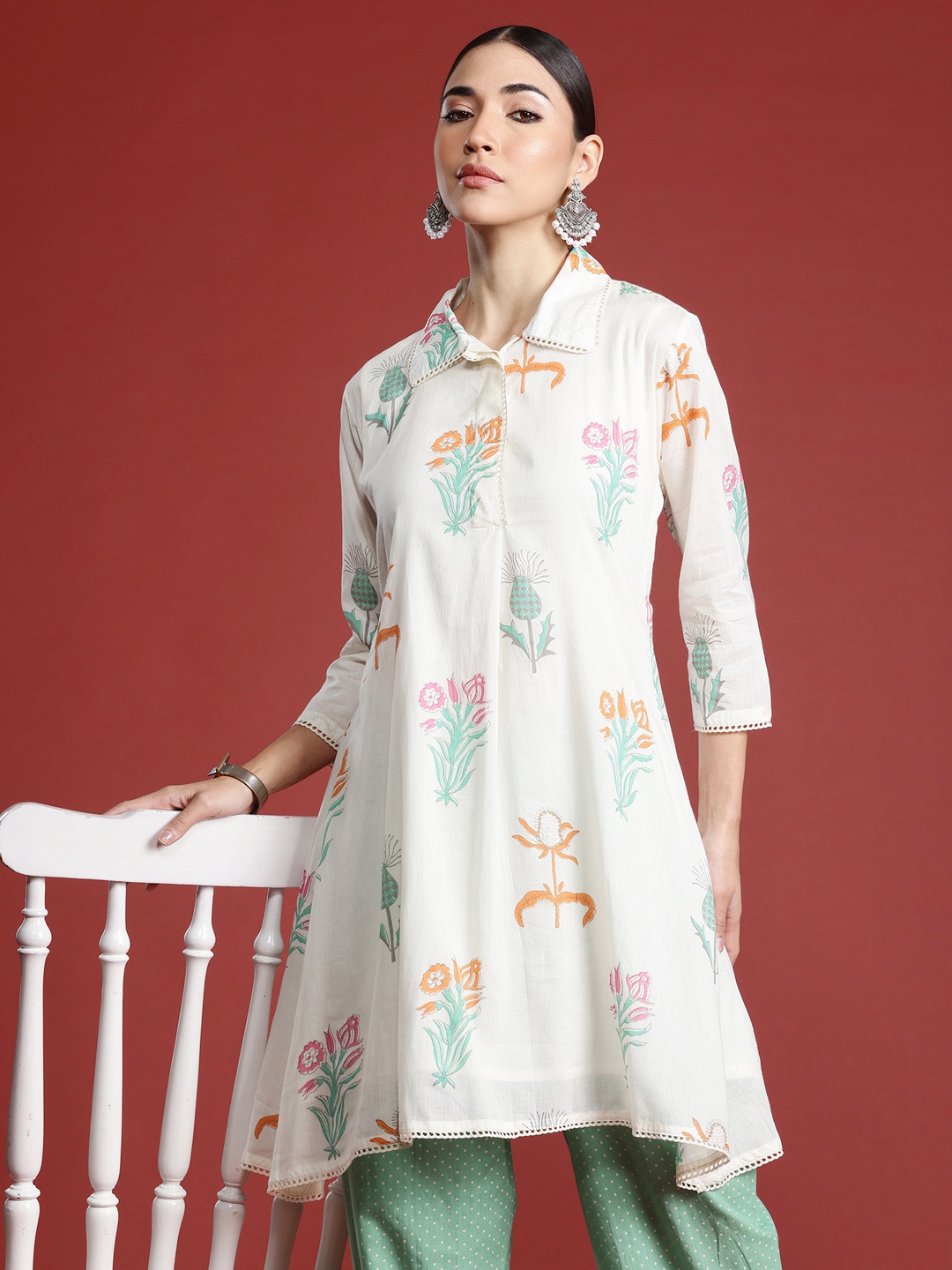 

Indo Era Floral Printed Pure Cotton Kurti with Trousers, Off white