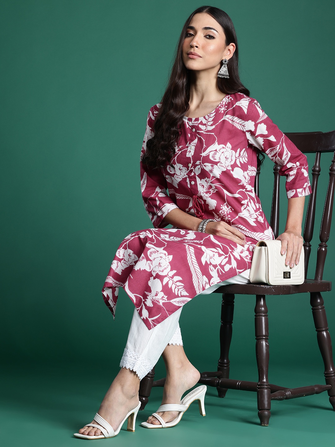 

Indo Era Floral Printed Pure Cotton Kurta, Pink