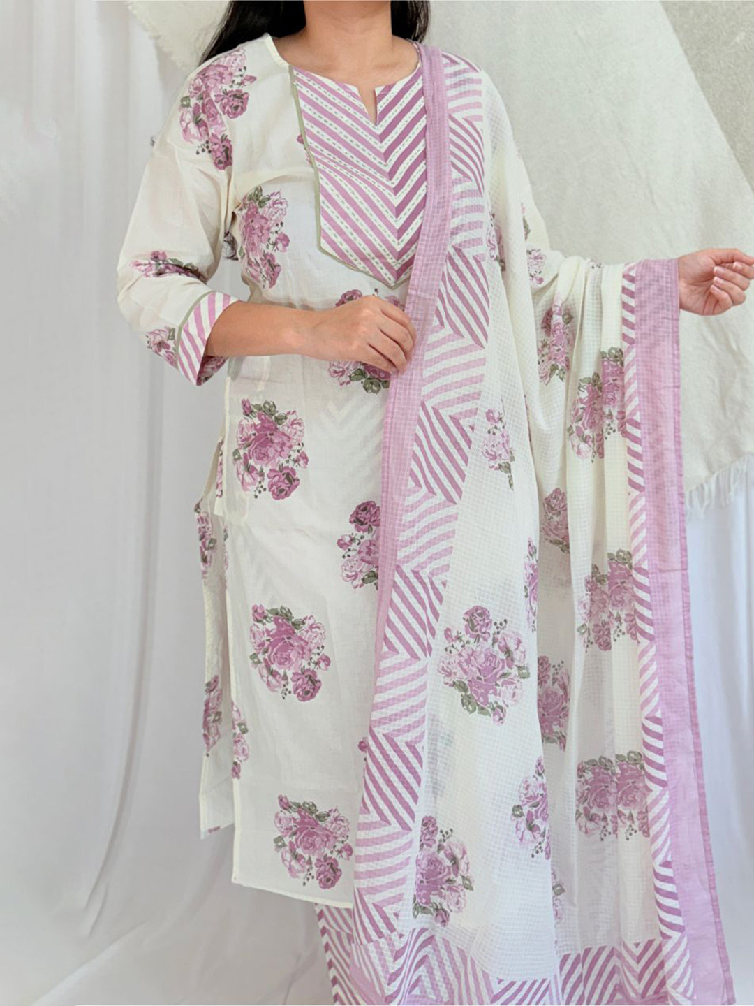 

Ruha Floral Printed Round Neck Pure Cotton Straight Kurta With Trousers & Dupatta, Lavender