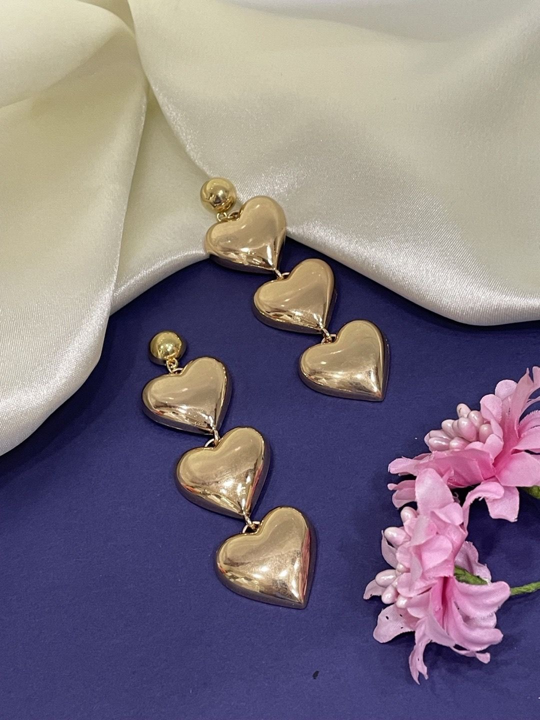 

Digital Dress Room Gold-Plated Heart Shaped Drop Earrings