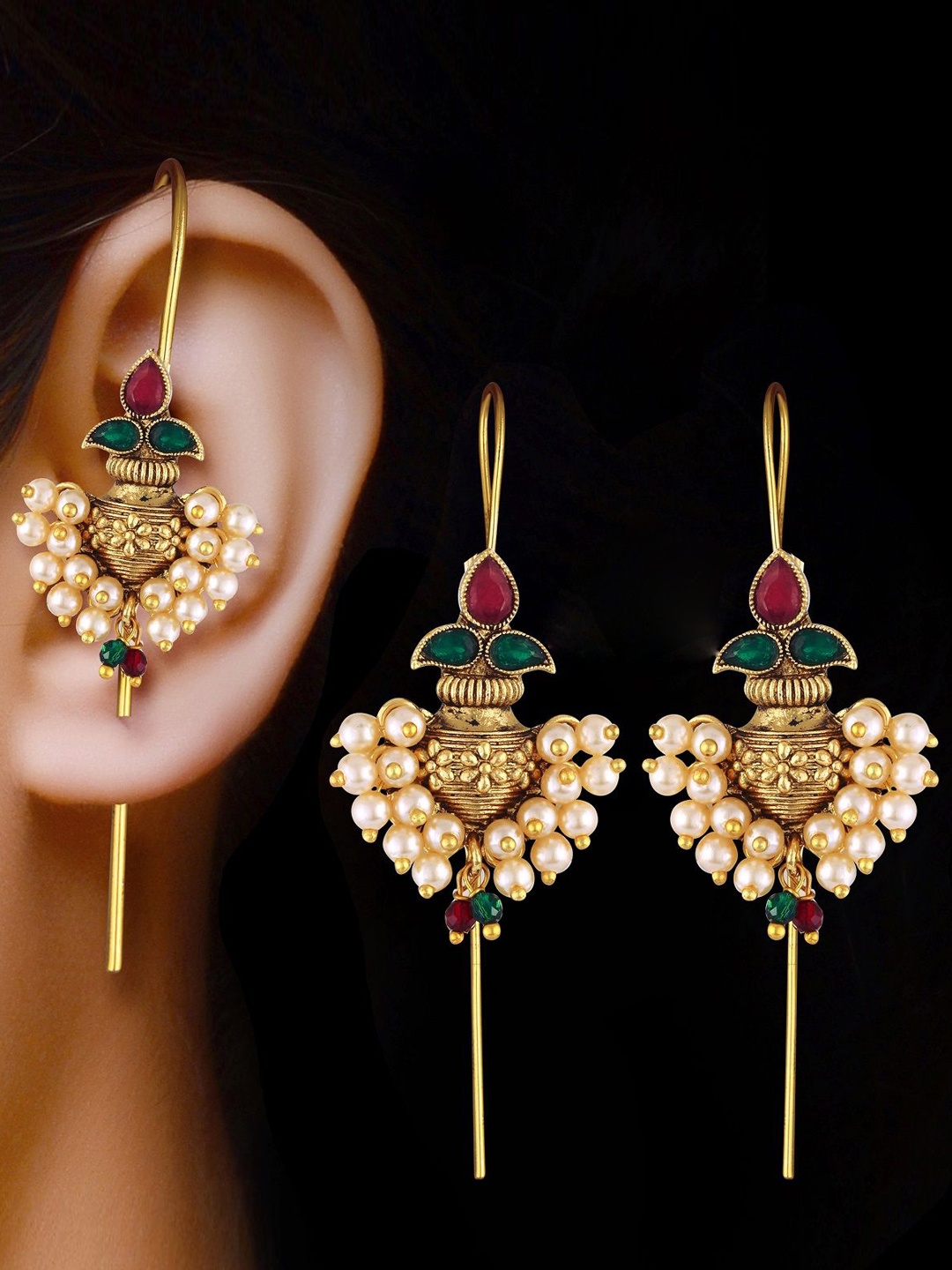 

Vighnaharta Gold-Plated Contemporary Pearls Studded Ear Cuff