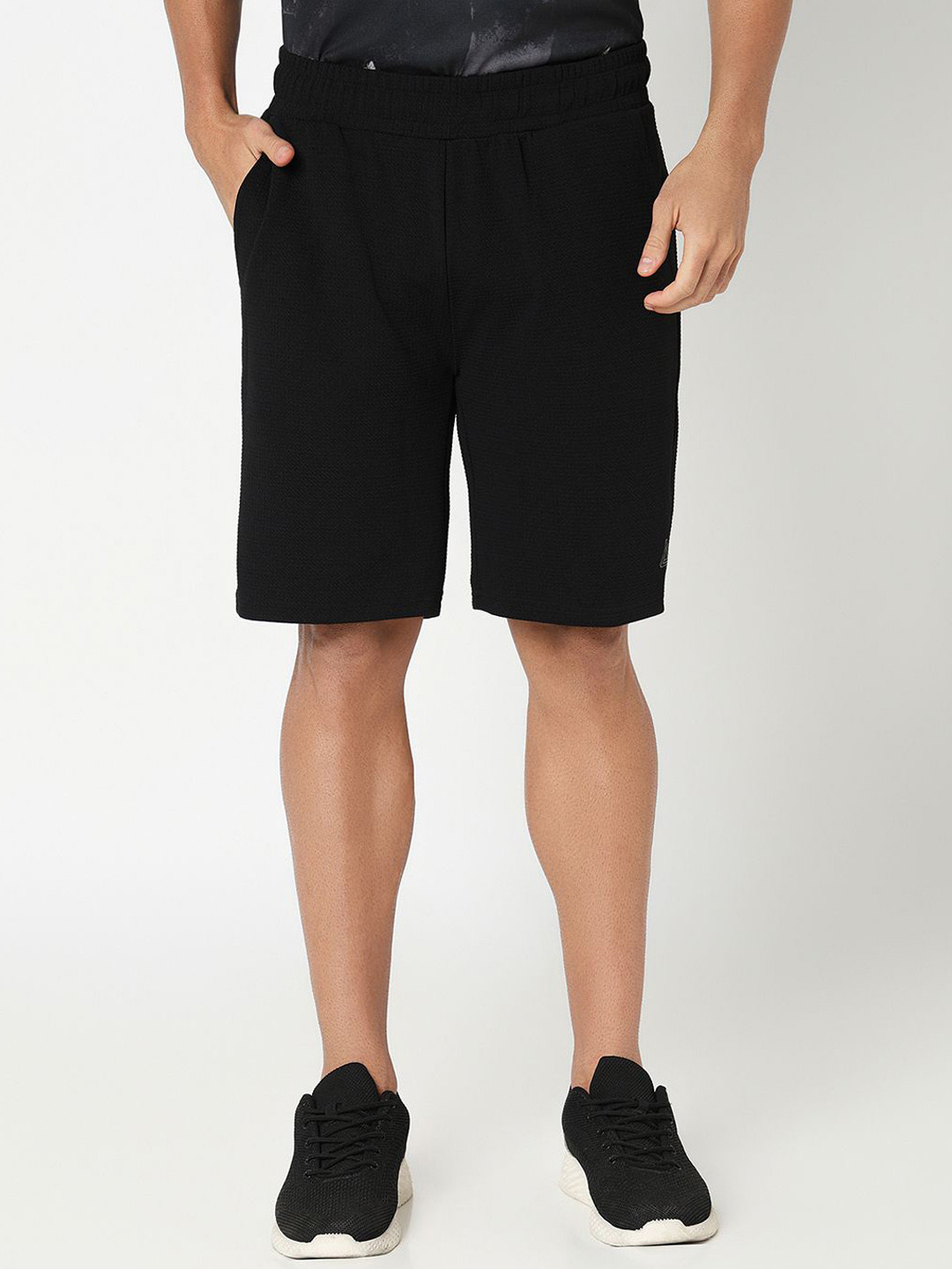 

R&B Men Shorts, Black