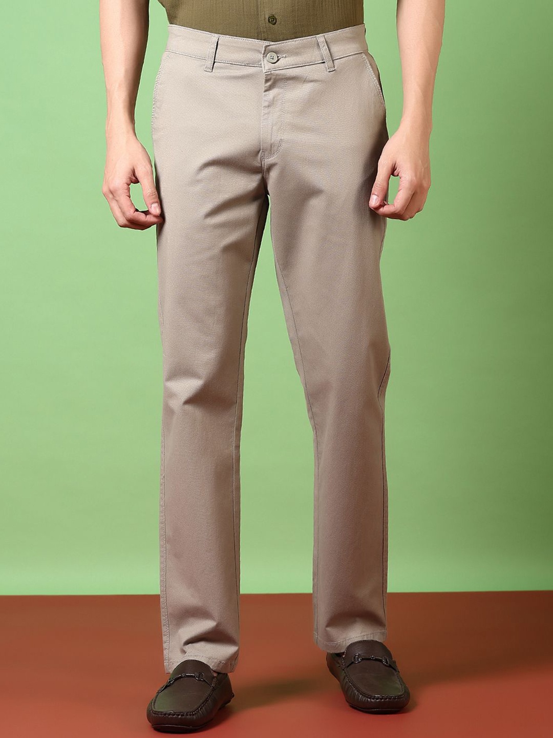 

V-Mart Men Chinos Trousers, Green