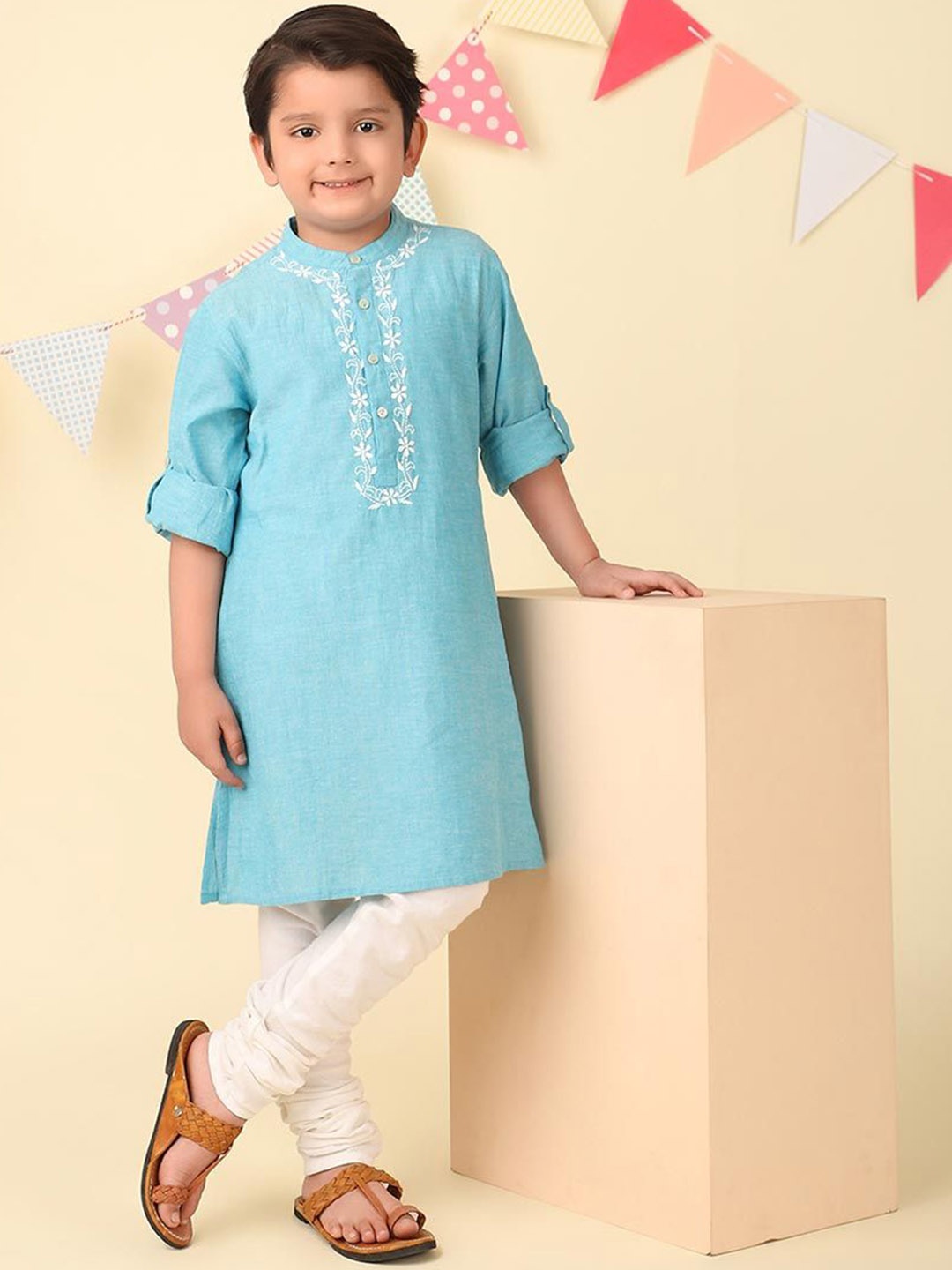 

Fabindia Boys Floral Embroidered Cotton Chikankari Band Collar Straight Kurta, Blue