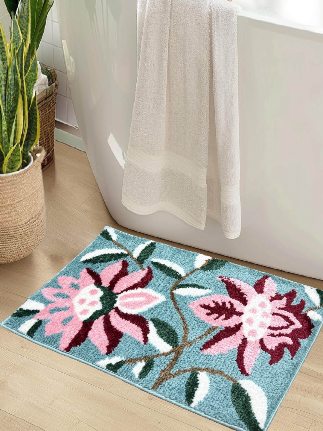 

ROSEATE Blue & Pink Floral Printed Microfiber Anti-Skid 2000 GSM Bath Mat