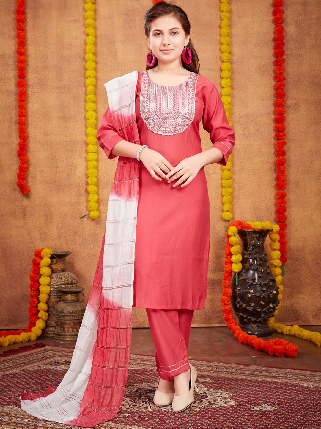 

Sangria Girls Red Sequunied Pure Silk Straight Kurta And Trouser & Dupatta