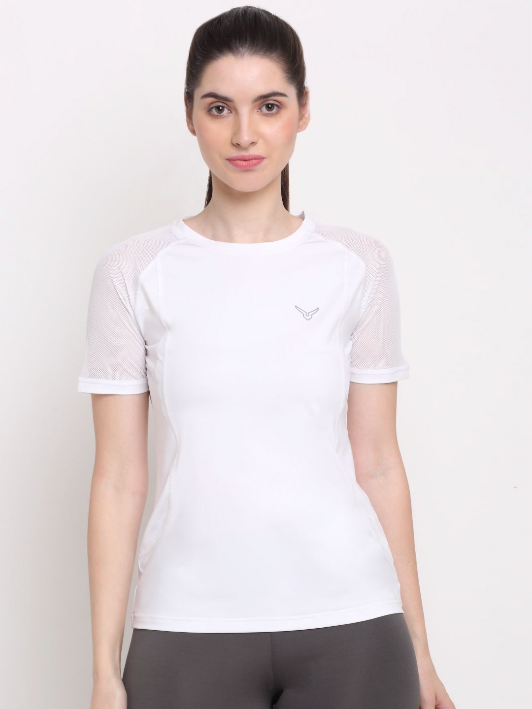 

Invincible Women Regular Fit T-shirt, White