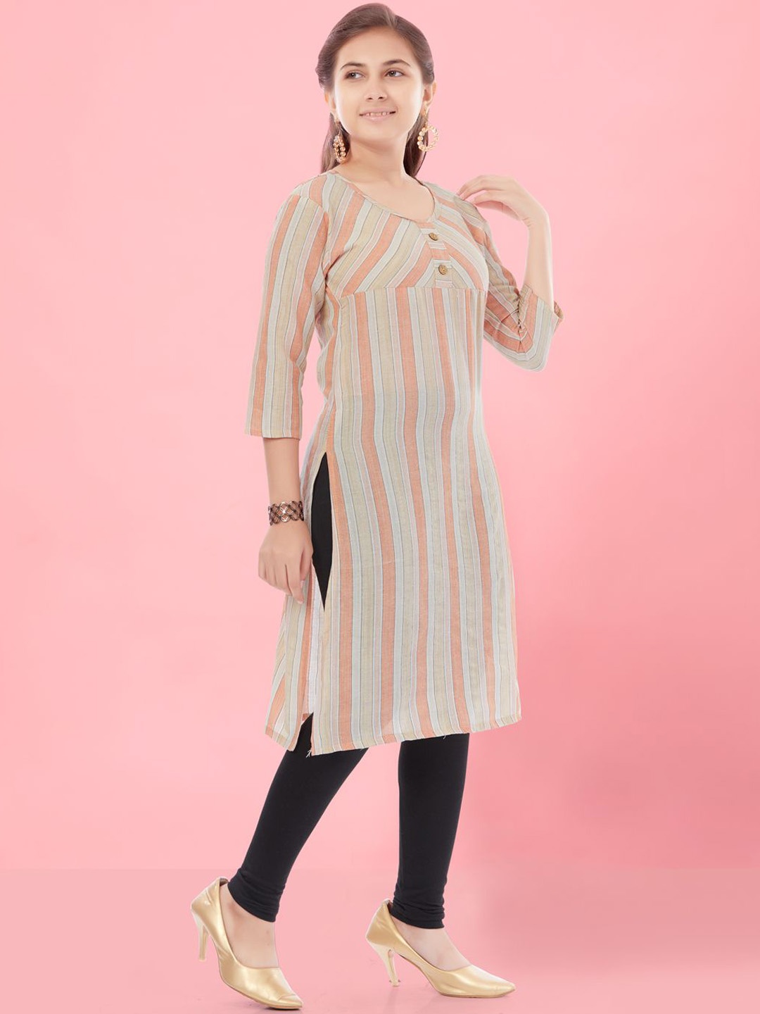 

Sangria Girls Beige Striped Round Neck Pure Cotton Straight Kurta
