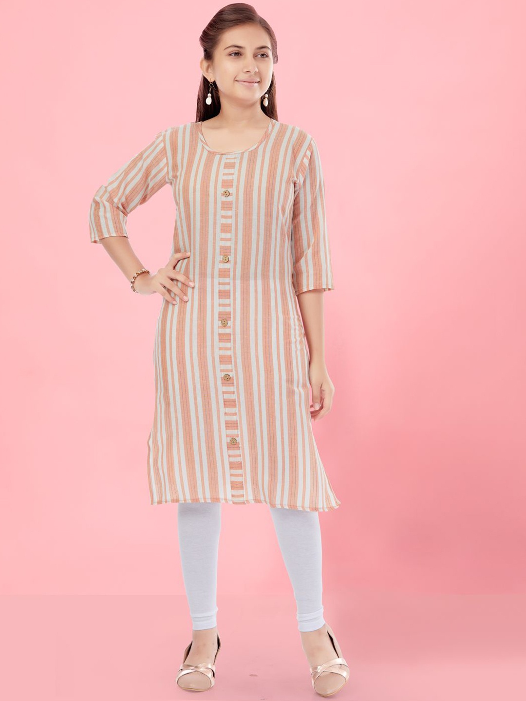 

Sangria Girls Beige Striped Round Neck Pure Cotton Straight Kurta, Peach