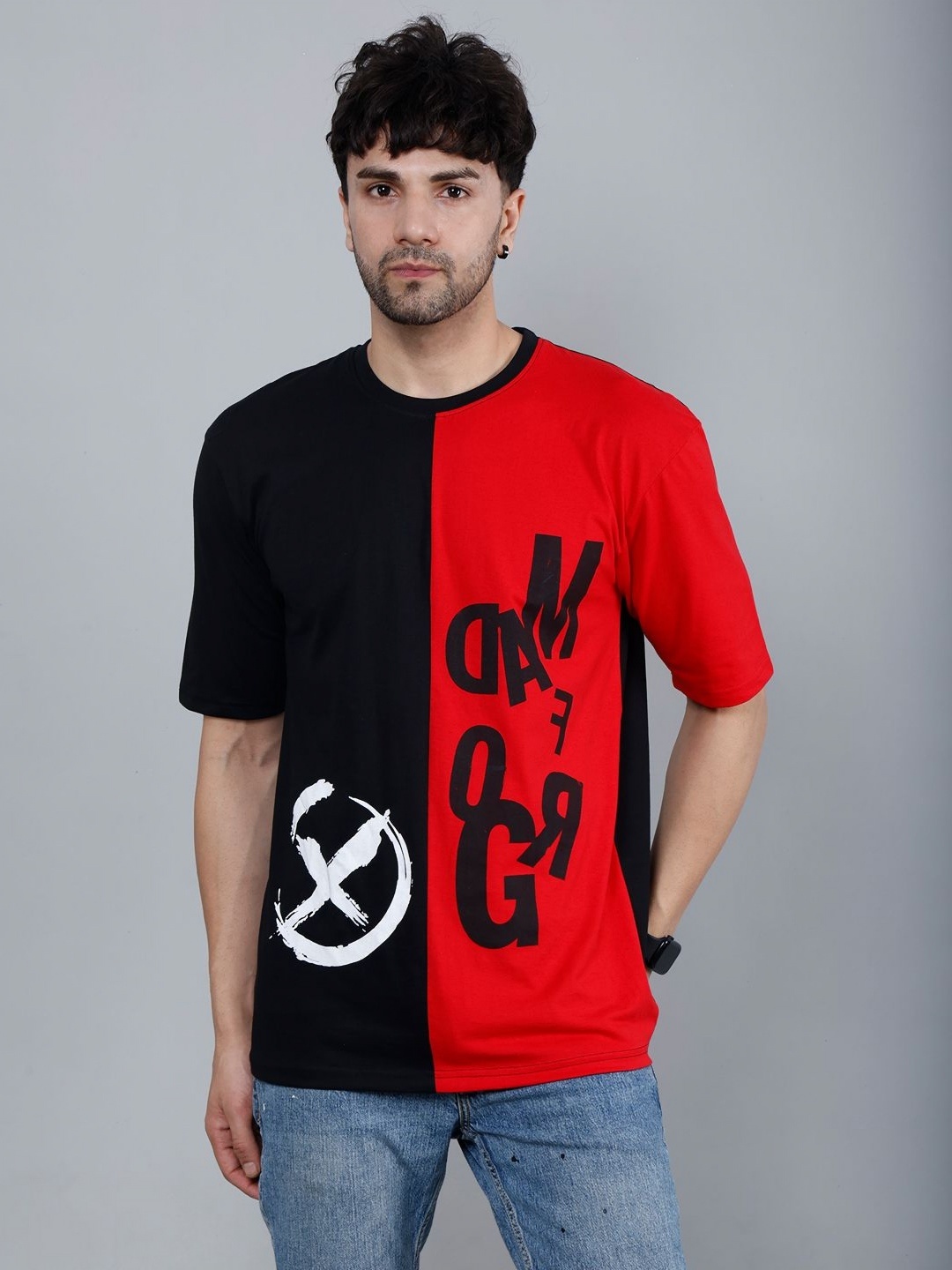 

madfrog Men Colourblocked Round Neck Oversized Cotton T-shirt, Red