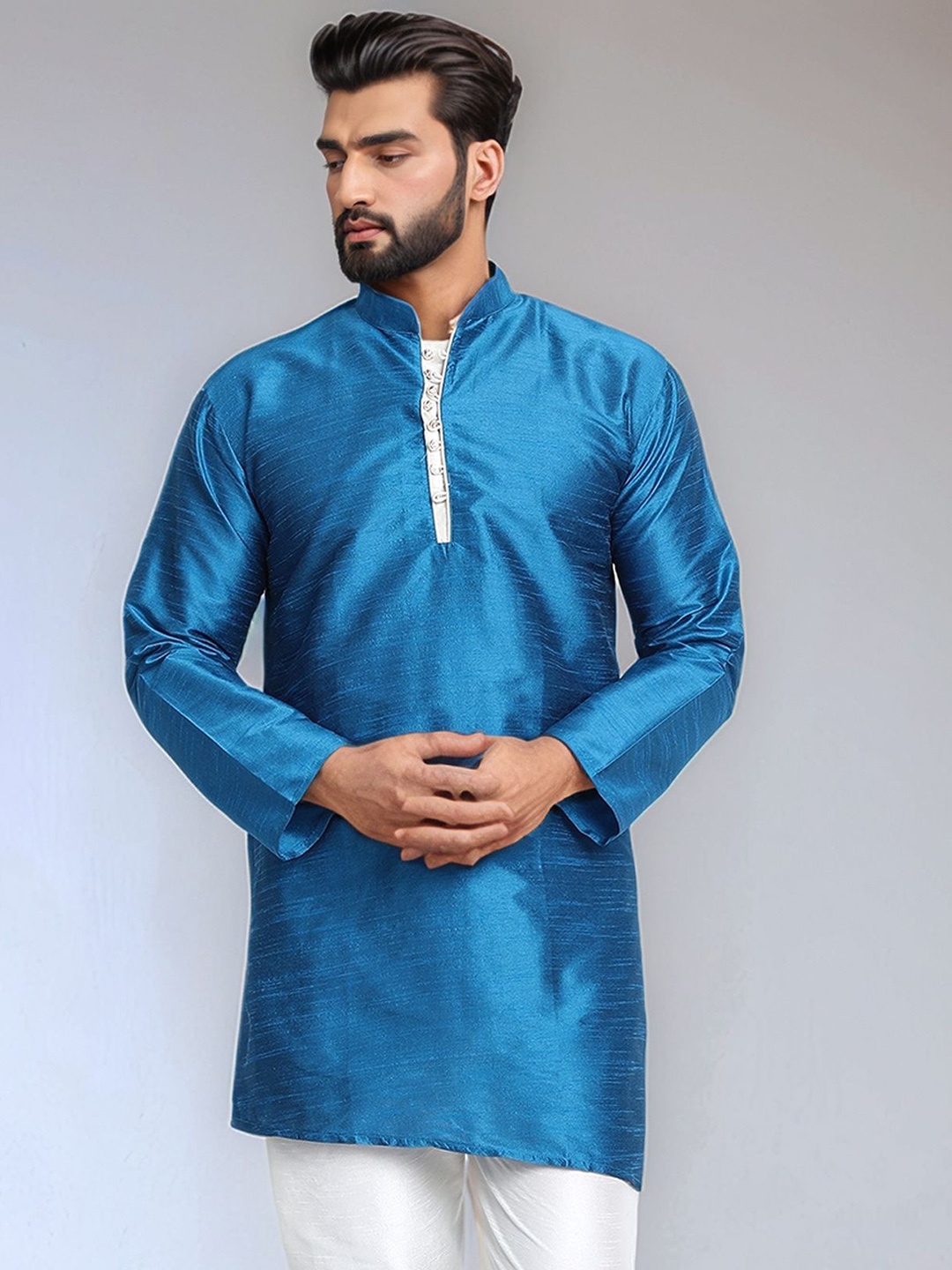 

Moda Rapido Mandarin Collar Thread Work Kurta With Pyjamas, Blue