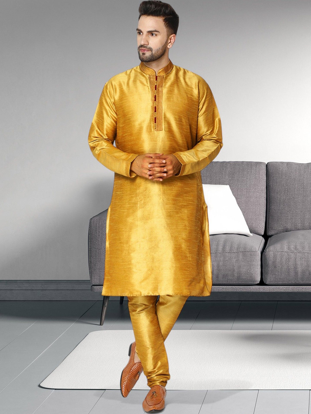 

Moda Rapido Mandarin Collar Thread Work Kurta With Pyjamas, Gold