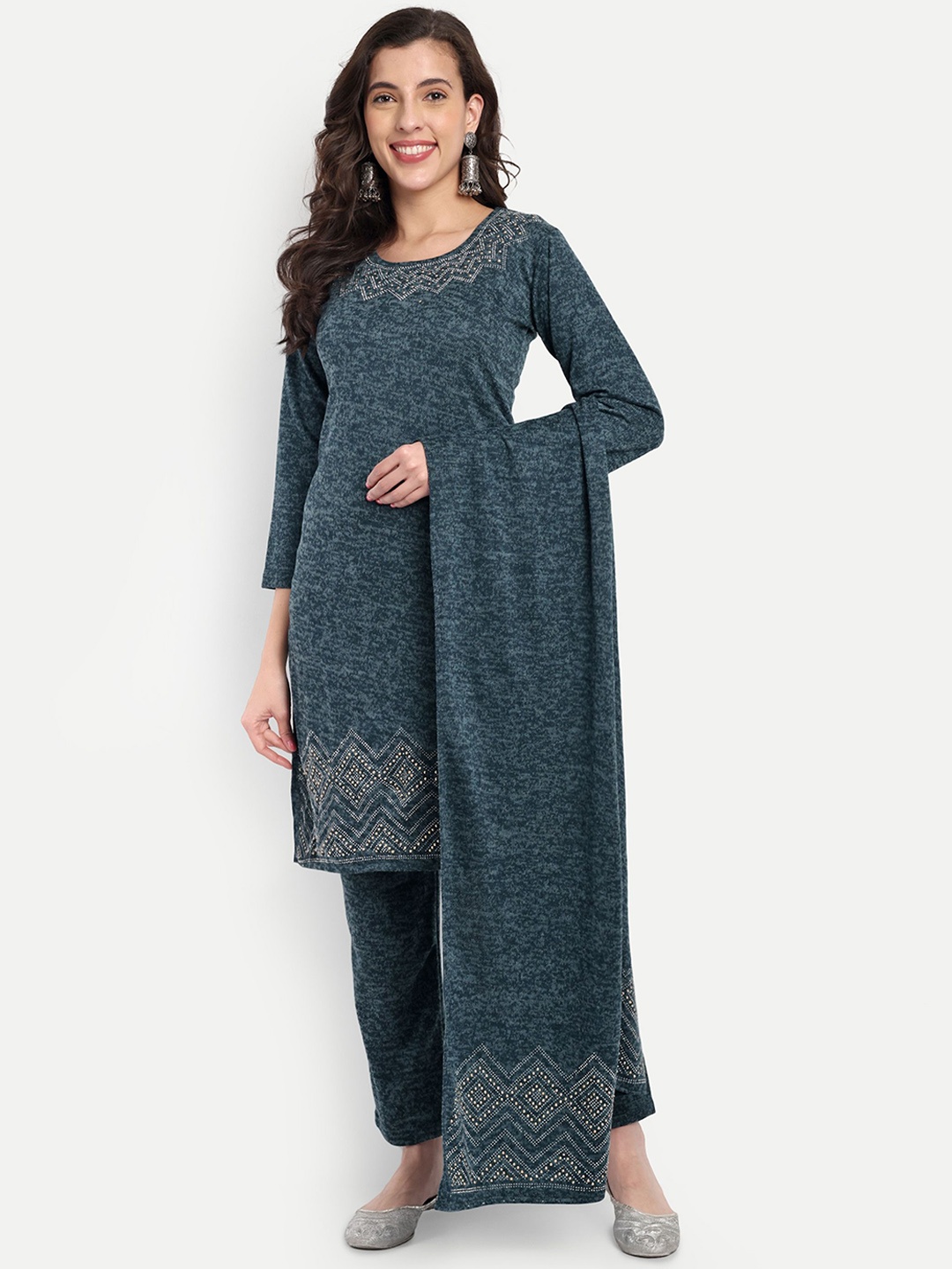 

FNOCKS Chevron Embroidered Beads and Stones Straight Kurta With Trouser & Dupatta, Green