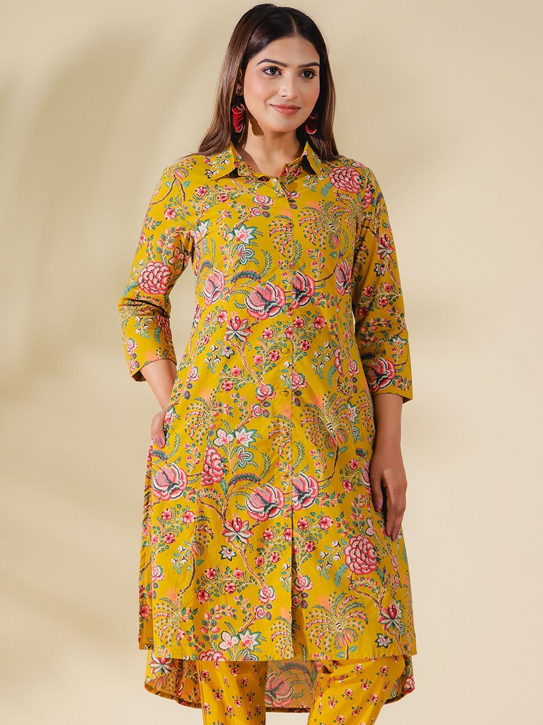 

Aramya Floral Printed Shirt Collar Cotton A-Line Kurta, Yellow