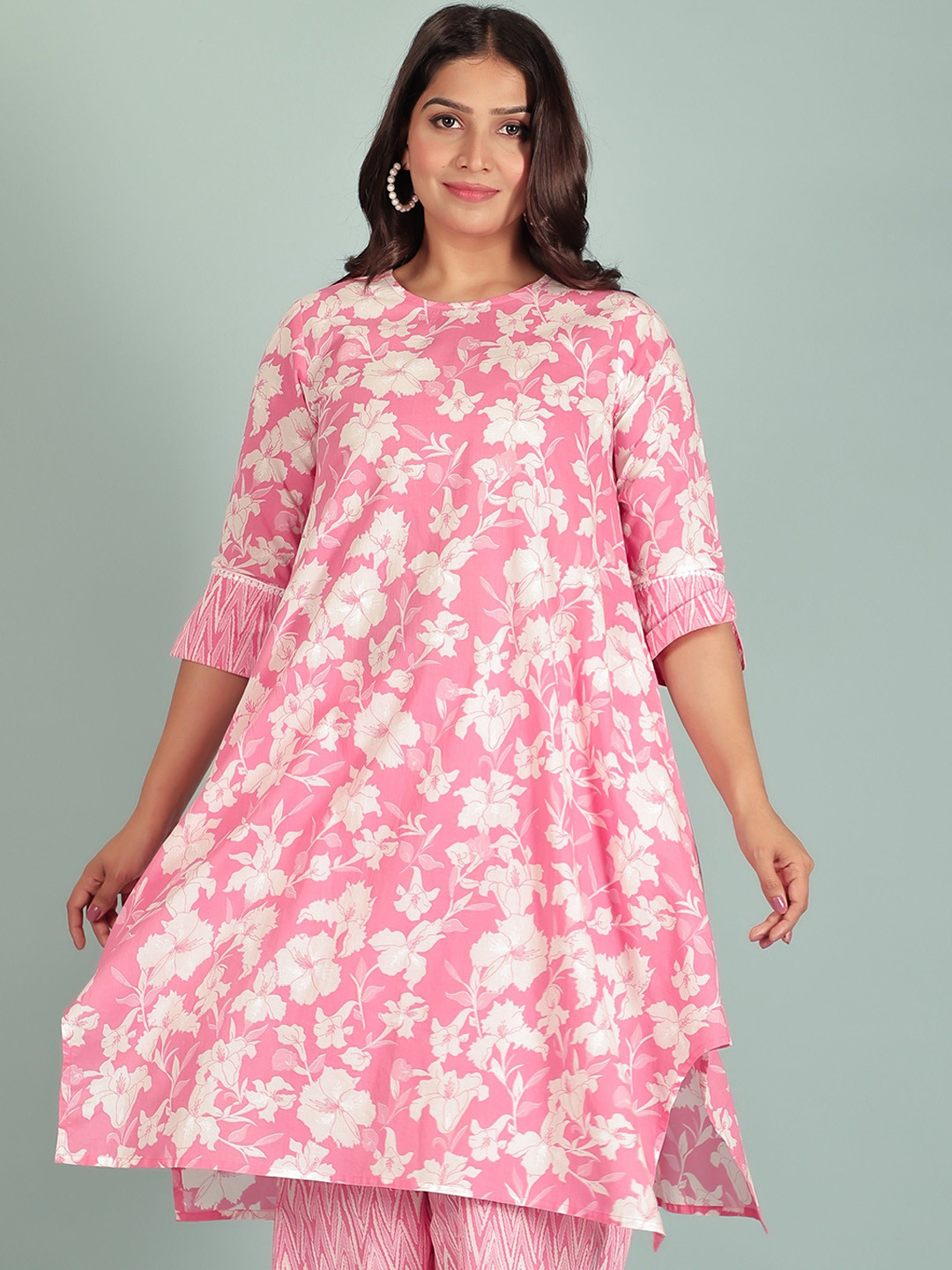 

Aramya Floral Printed Round Neck Cotton A-line Kurta, Pink