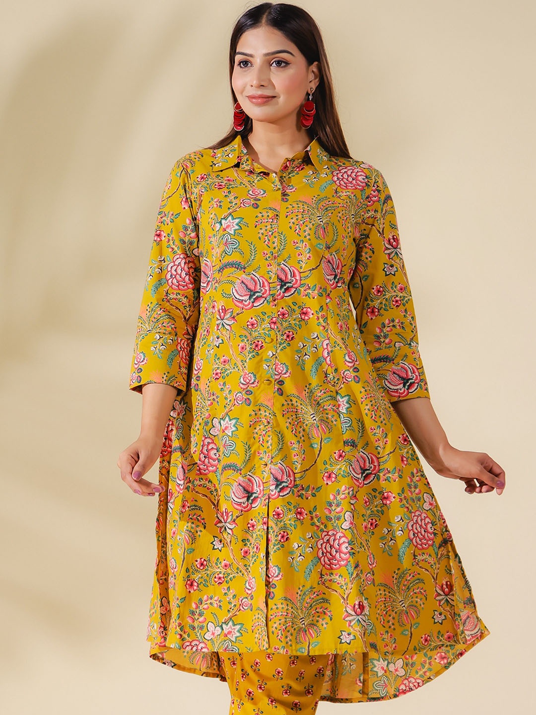 

Aramya Floral Printed Shirt Collar Cotton A-Line Kurta, Yellow