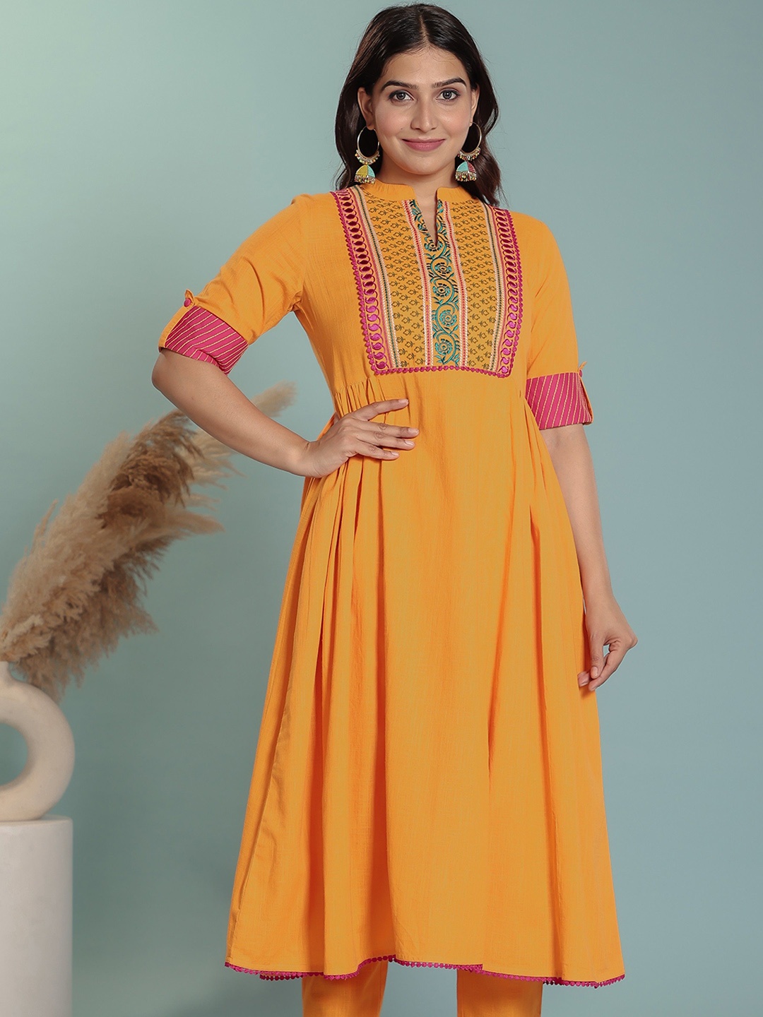 

Aramya Floral Printed Mandarin Collar Cotton Thread Work A-Line Kurta, Yellow