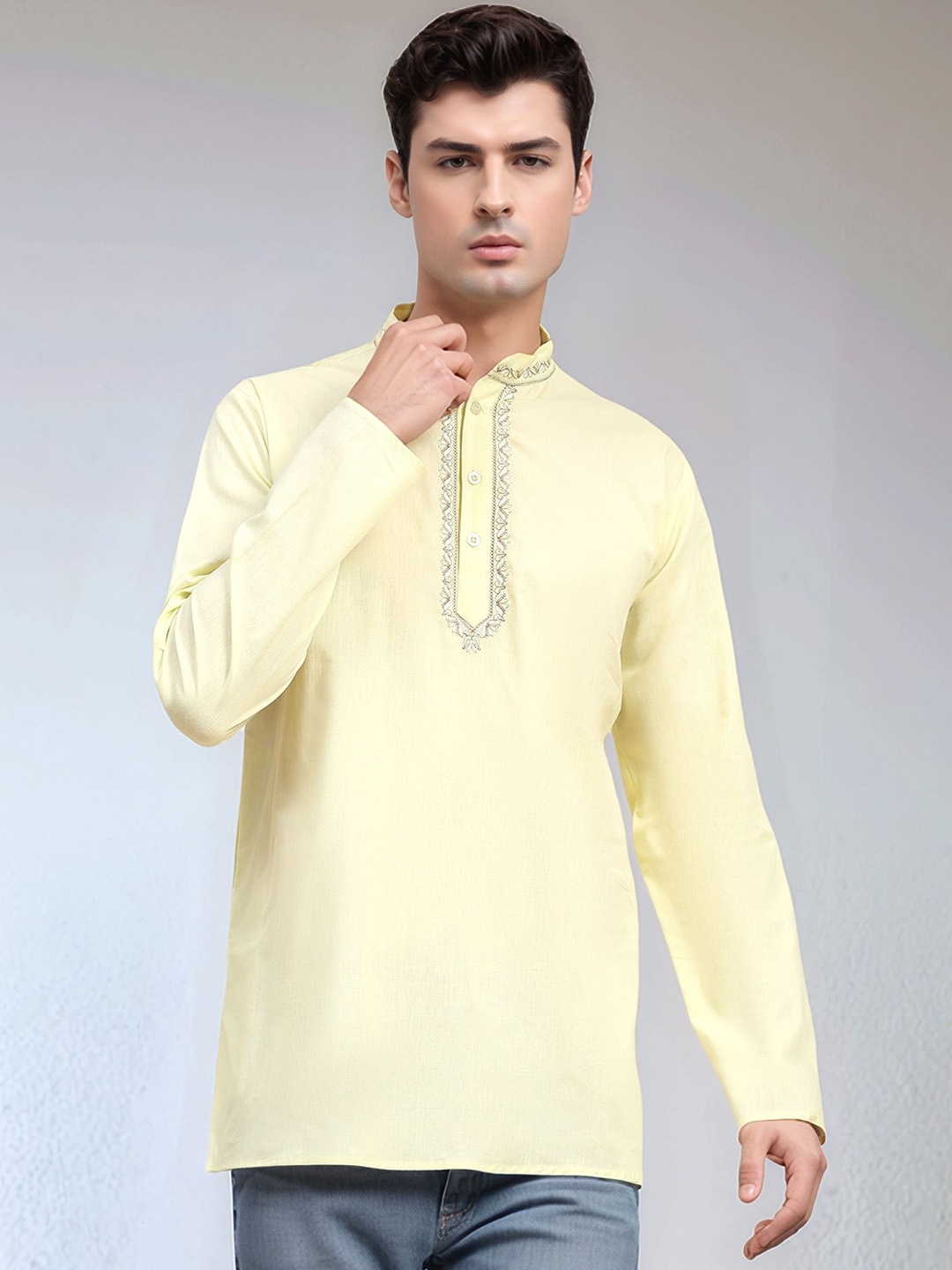 

Moda Rapido Ethnic Motifs Thread Work Mandarin Collar Pure Cotton Straight Kurta, Lime green