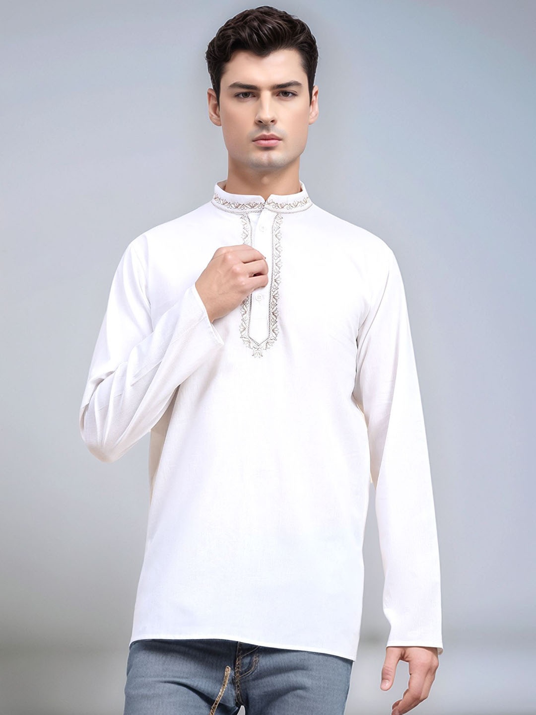 

Moda Rapido Ethnic Motifs Thread Work Mandarin Collar Pure Cotton Straight Kurta, White