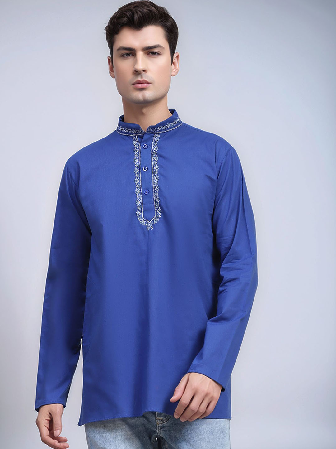

Moda Rapido Ethnic Motifs Thread Work Mandarin Collar Pure Cotton Straight Kurta, Navy blue