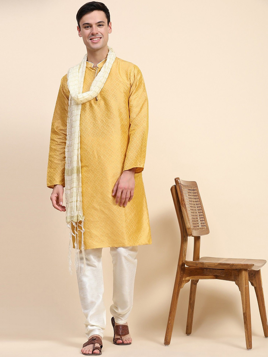 

Moda Rapido Geometric Printed Mandarin Collar Thread Work Kurta With Pyjamas & Dupatta, Gold