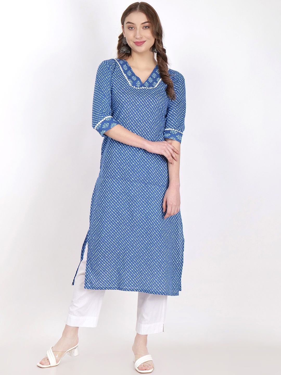 

Jivitha Geometric Printed Cotton V-Neck Straight Kurta, Blue