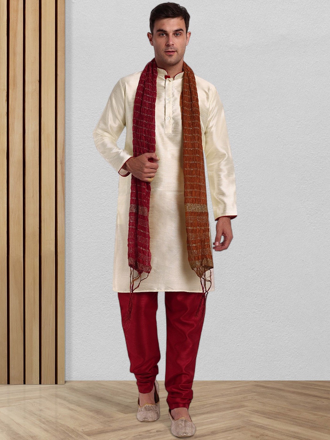 

Moda Rapido Mandarin Collar Kurta With Pyjamas And Dupatta, Off white