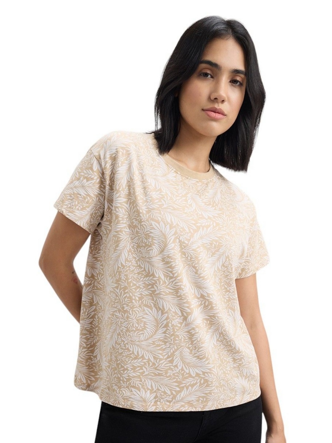 

Pepe Jeans Women Floral Printed Round Neck Cotton T-shirt, Beige
