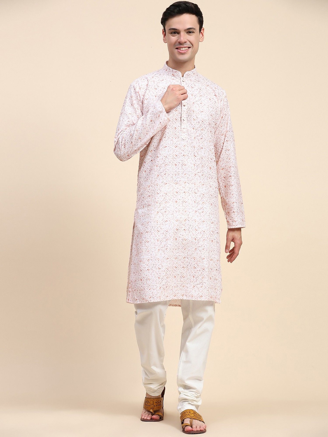 

Moda Rapido Ethnic Motifs Printed Mandarin Collar Sequinnce Work Kurta With Pyjamas, Pink