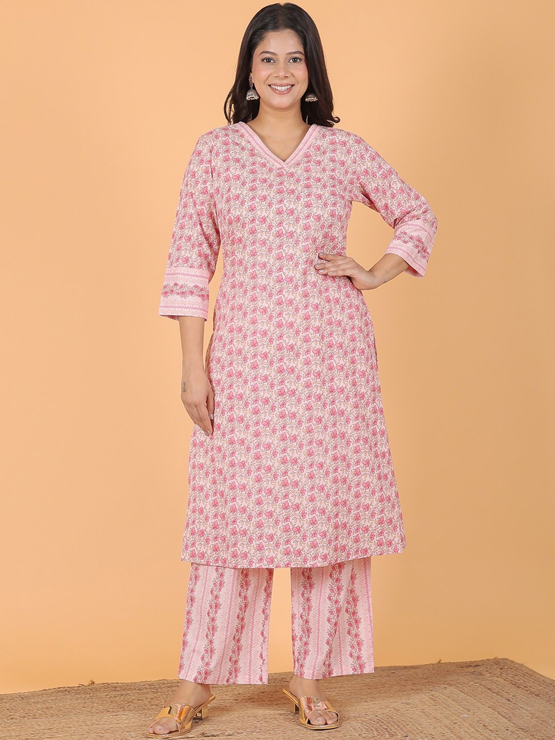 Aramya Floral Printed Regular Patchwork Pure Cotton Kurta with Trousers, Pink