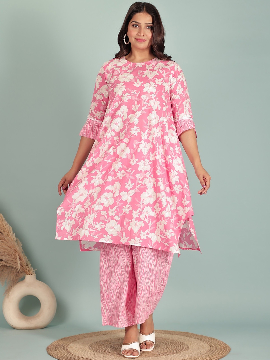 

Aramya Floral Printed Round Neck A-line Pure Cotton Kurta With Palazzo, Pink