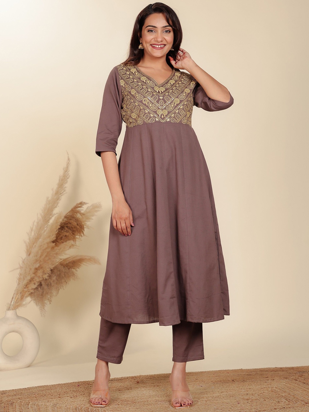 

Aramya Floral Sequined Embellished V-Neck Pure Cotton Anarkali Kurta With Trouser, Brown