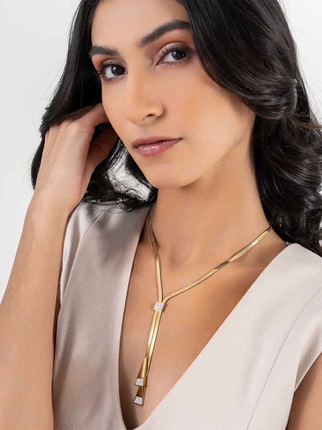 

ZAISHA 18K Gold Plated Scarfy Necklace Herringbone Chain, White
