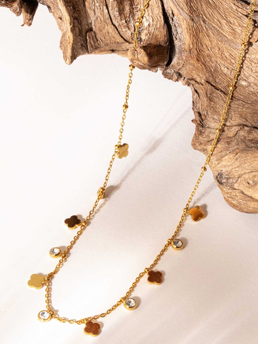 

ZAISHA 18K Gold Plated Stainless Steel Dainty Clover Chain