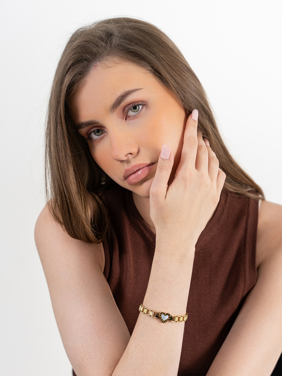 

ZAISHA 18KT Gold-Plated Stainless Steel Heart Strap Link Bracelet