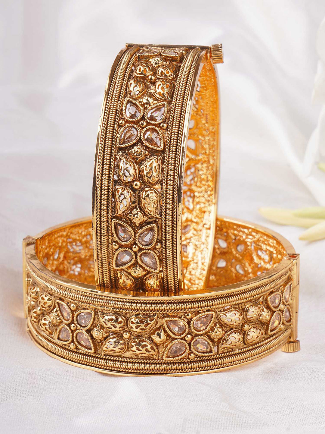 

Fashion Set Of 2 Gold-Plated Artificial Stone-Studded Bangles