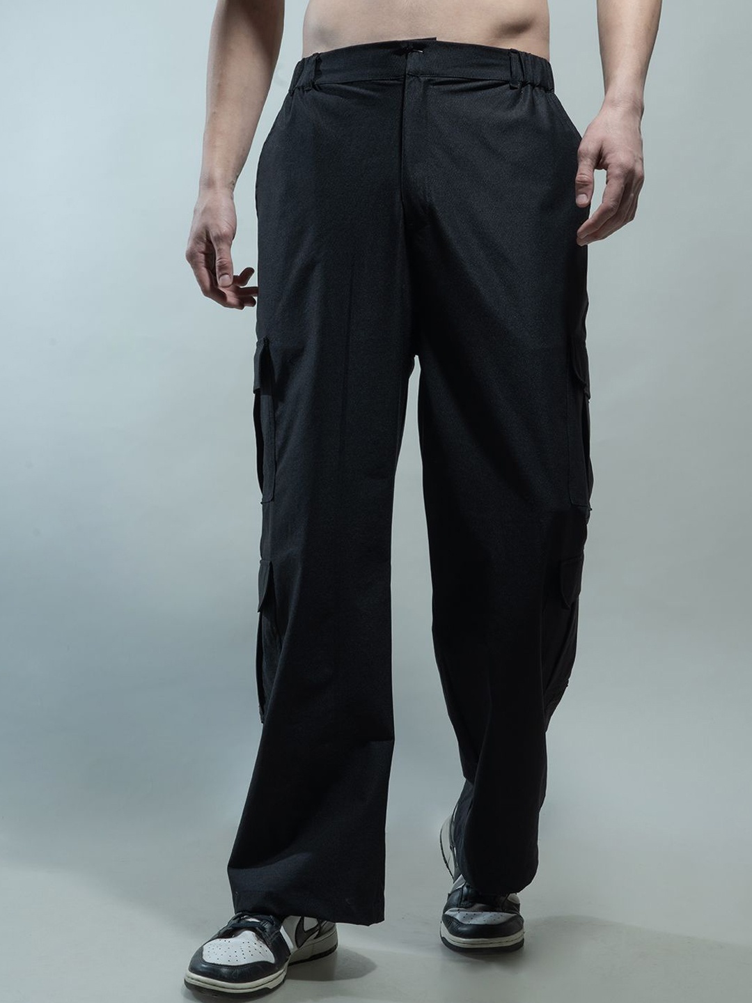 

HERE&NOW Men Relaxed Fit Cotton Cargos, Black