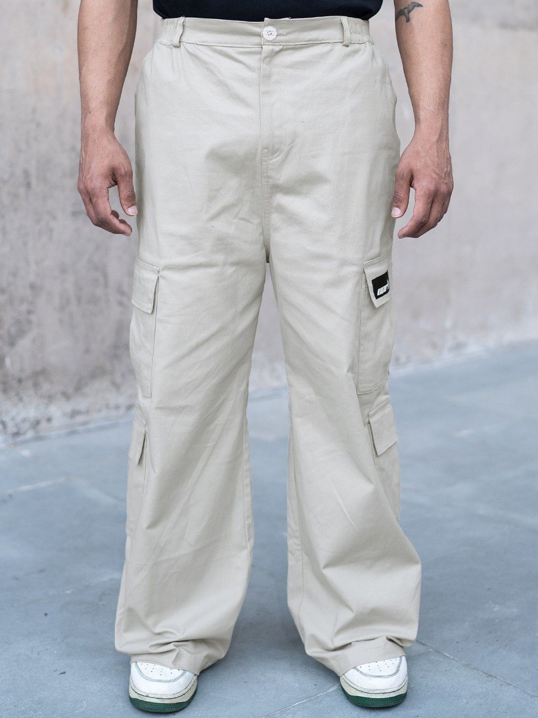 

HERE&NOW Men Regular Fit Cargos Trouser, Off white