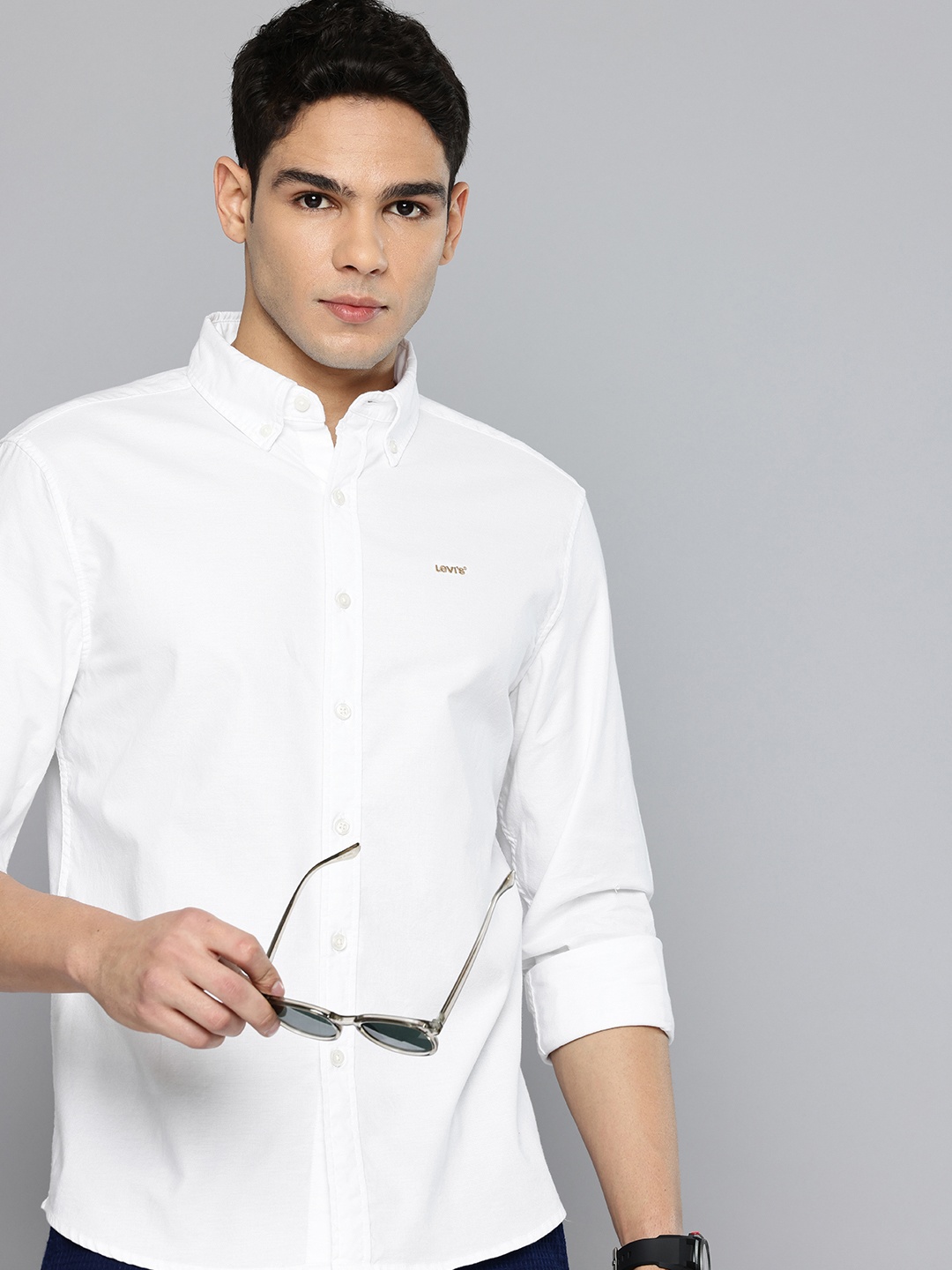 

Levis Slim Fit Button-Down Collar Casual Shirt, White