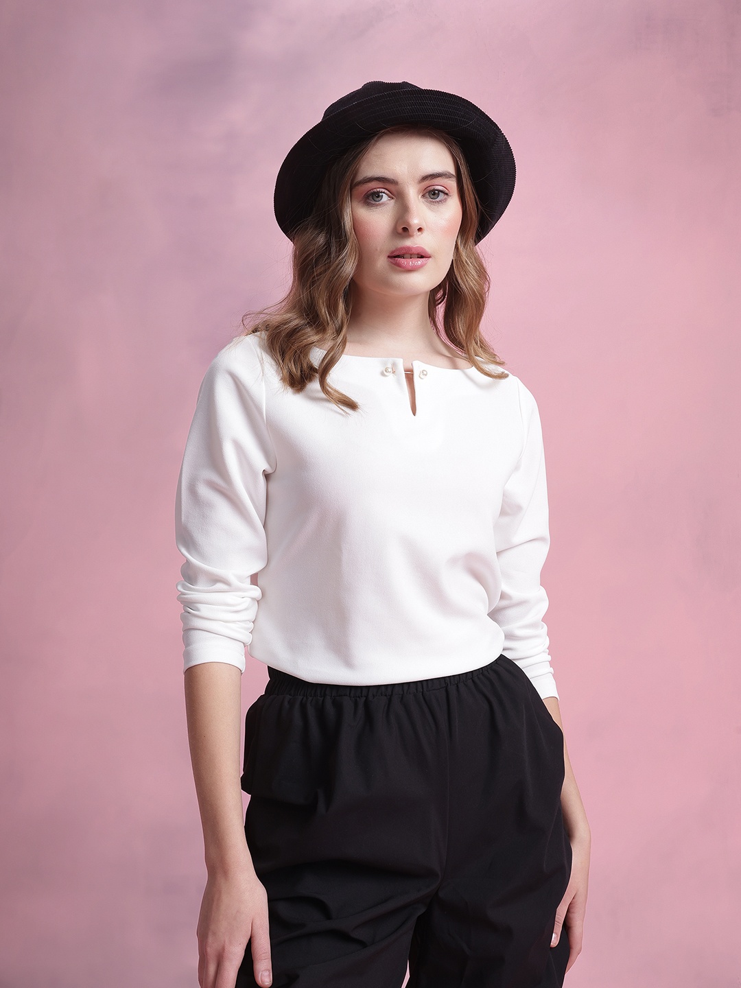 

DressBerry Solid Top with Bead Brooch, White